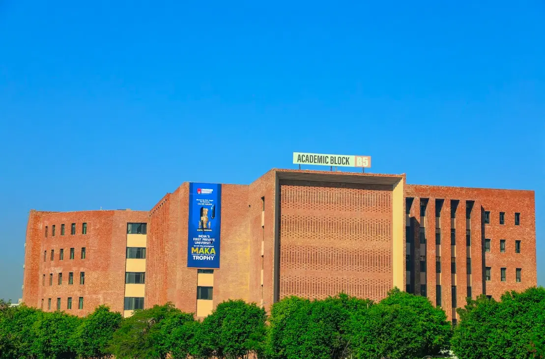 Chandigarh University Academic Building & Auditorium photo 45